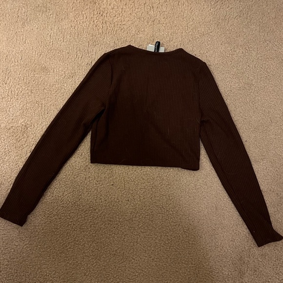 Top - Picture 5 of 6